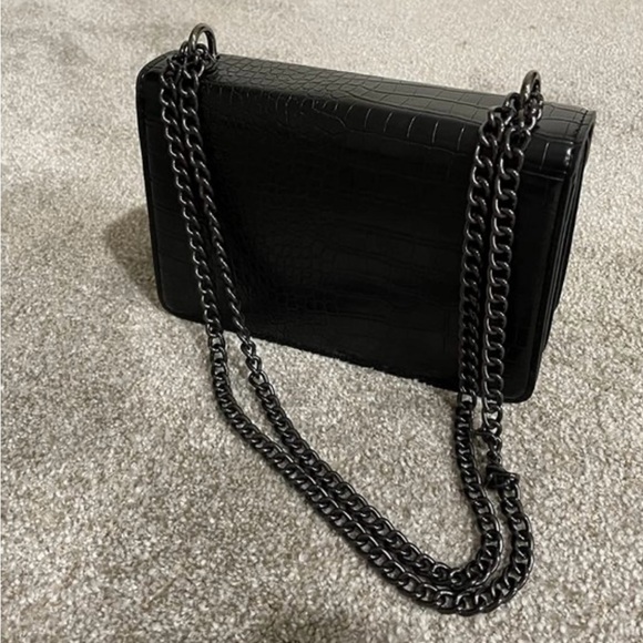 Neiman Marcus luxury Leather with the opulent Neiman Marc Croc-Embossed bag😍 - Picture 11 of 13